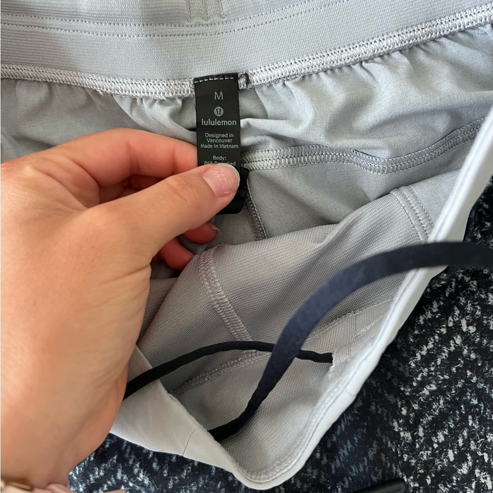 Lululemon Men Shorts - Picture 2 of 3
